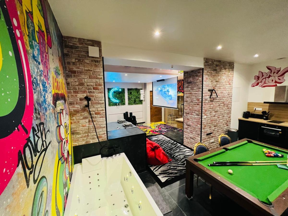 Capsule Street Art - Sauna- Jacuzzi - Playstation 5 - Billard - Netflix - Home Cinema - Terrasse Douai Ngoại thất bức ảnh