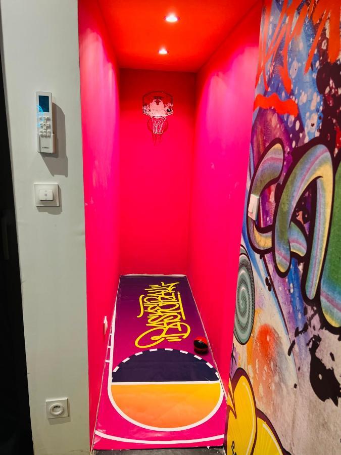 Capsule Street Art - Sauna- Jacuzzi - Playstation 5 - Billard - Netflix - Home Cinema - Terrasse Douai Ngoại thất bức ảnh
