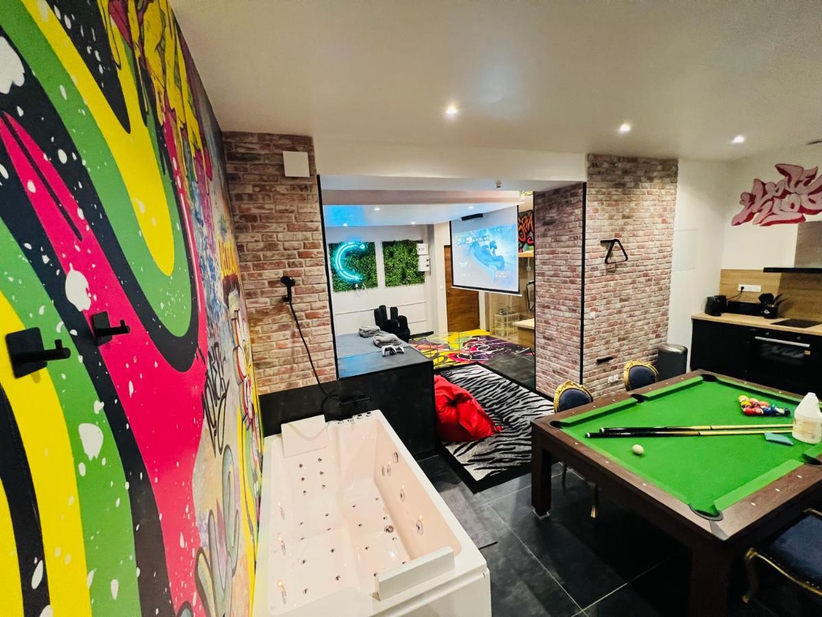 Capsule Street Art - Sauna- Jacuzzi - Playstation 5 - Billard - Netflix - Home Cinema - Terrasse Douai Ngoại thất bức ảnh