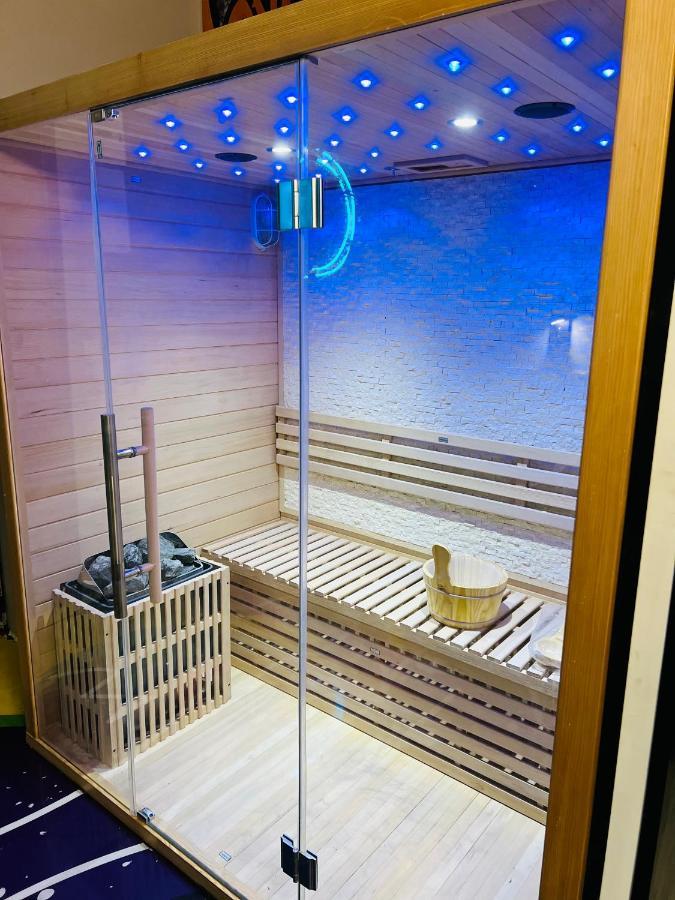 Capsule Street Art - Sauna- Jacuzzi - Playstation 5 - Billard - Netflix - Home Cinema - Terrasse Douai Ngoại thất bức ảnh