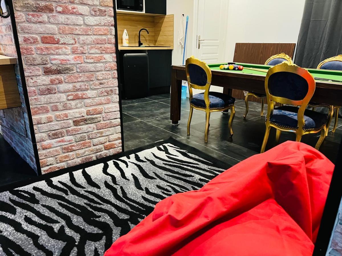 Capsule Street Art - Sauna- Jacuzzi - Playstation 5 - Billard - Netflix - Home Cinema - Terrasse Douai Ngoại thất bức ảnh